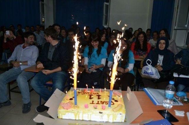 &Ccedil;satt 11. Yaşını Kutluyor 1