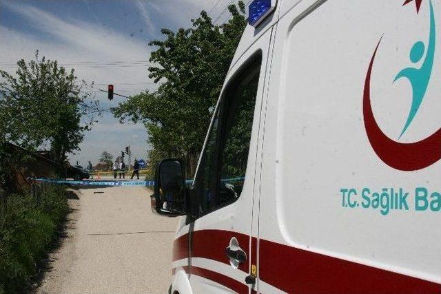 D&uuml;zce&rsquo;de &ldquo;yol Verme&rdquo; Kavgası: 1 &Ouml;l&uuml;, 1 Yaralı 1