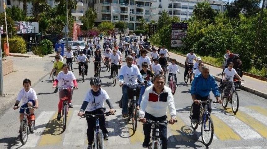 Başkan Uysal Pedal &Ccedil;evirdi