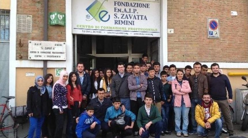 Van Depreminde Zarar G&ouml;ren Gen&ccedil;lere &lsquo;umut Tohumları&rsquo; Projesi Desteği