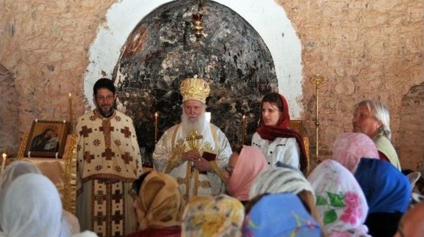 Alanya&rsquo;da Paskalya Ayini