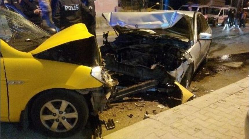 (&ouml;zel Haber) Yaralı S&uuml;r&uuml;c&uuml; Kendi Durumunu Unutup Parasını D&uuml;ş&uuml;nd&uuml;