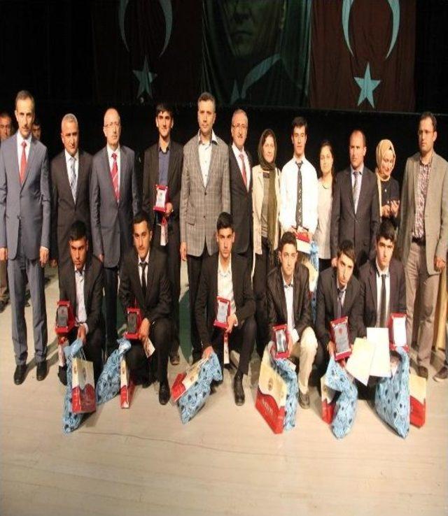 Kur&rsquo;an-ı Kerim G&uuml;zel Okuma B&ouml;lge Yarışması 3