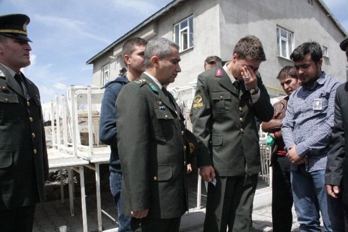 Şehit Baş&ccedil;avuş Son Yolculuğuna Uğurlandı