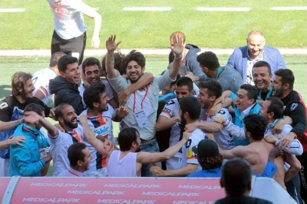 İstanbul B&uuml;y&uuml;kşehir Belediyespor, Gaziantep&rsquo;te Şampiyonluğunu İlan Etti