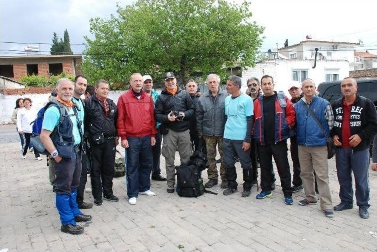 Didim&rsquo;de Doğa Y&uuml;r&uuml;y&uuml;ş&ccedil;&uuml;leri Kutsal Yol G&uuml;zergahında Y&uuml;r&uuml;d&uuml;
