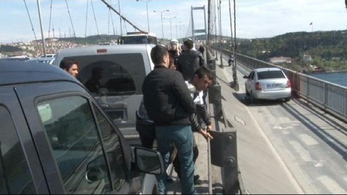 (&ouml;zel Haber) Boğazi&ccedil;i K&ouml;pr&uuml;s&uuml;&rsquo;nde Zincirli Eylem
