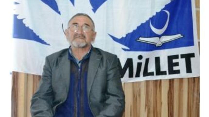 17 Yıllık Başkan Sabit Ayvaz Tekrar İl&ccedil;e Başkanlığına 10 Oyla Se&ccedil;ildi