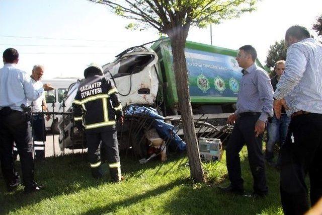 Gaziantep’te Trafik Kazası: 2 Ölü, 1 Yaralı 1