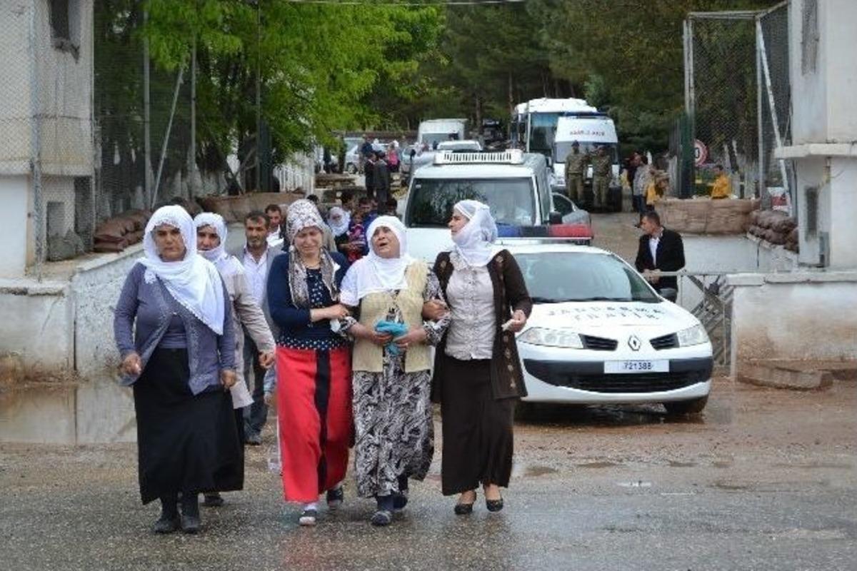 Ordu&rsquo;da Şehit Olan Er İdris Solmaz Silvan&rsquo;da Toprağa Verildi