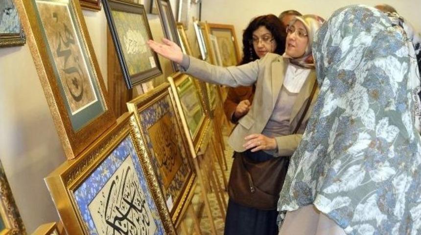 İhh Yararına Hat Sergisi A&ccedil;ıldı