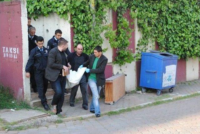 4.kattan D&uuml;şerek Hayatını Kaybetti 1