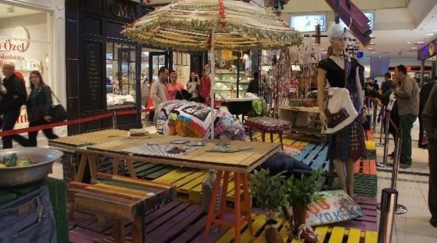 Espark&rsquo;ta Geri D&ouml;n&uuml;ş&uuml;m Sergisi