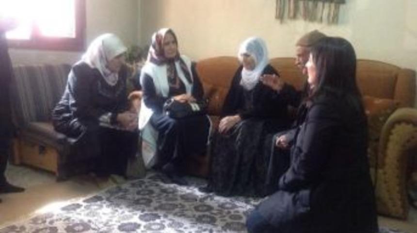 Onko-sev&rsquo;den Hastalara Ziyaret