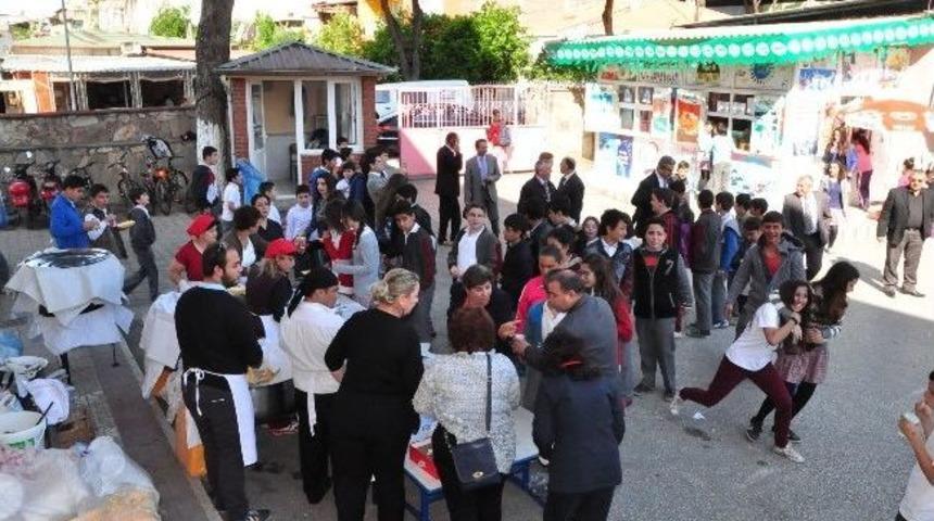 Nazilli'de Fatih İlk Ve Ortaokulu Yararına Pilav G&uuml;n&uuml;
