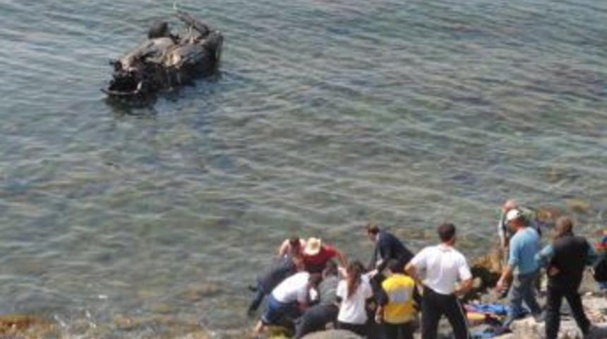 Denize 300 metreden u&ccedil;t&uuml;