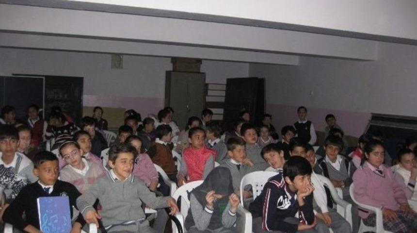 İzmit&rsquo;te &Ouml;ğrenciler Deprem Konusunda Bilin&ccedil;leniyor