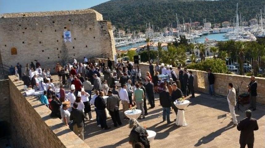 &Ccedil;eşmeli Turizmcilerden İlgin&ccedil; Teklif!