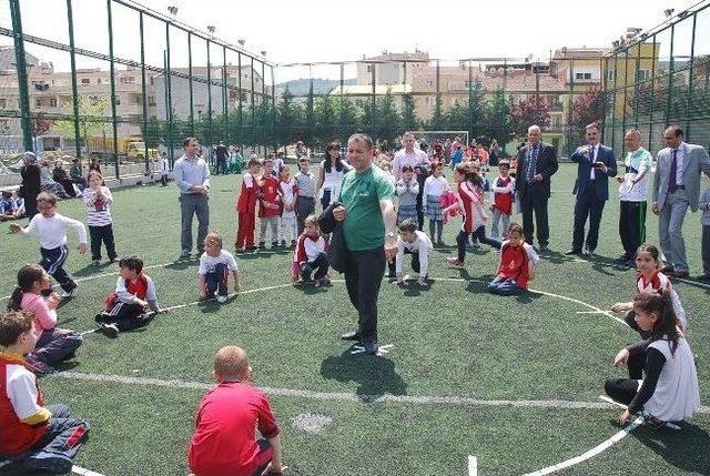 Yağ Satarım Bal Satarım Oyununda Şampiyon Çınar İlkokulu