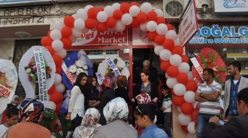 &Ccedil;&ouml;lyak Hastaları İ&ccedil;in Diyet Market A&ccedil;ıldı