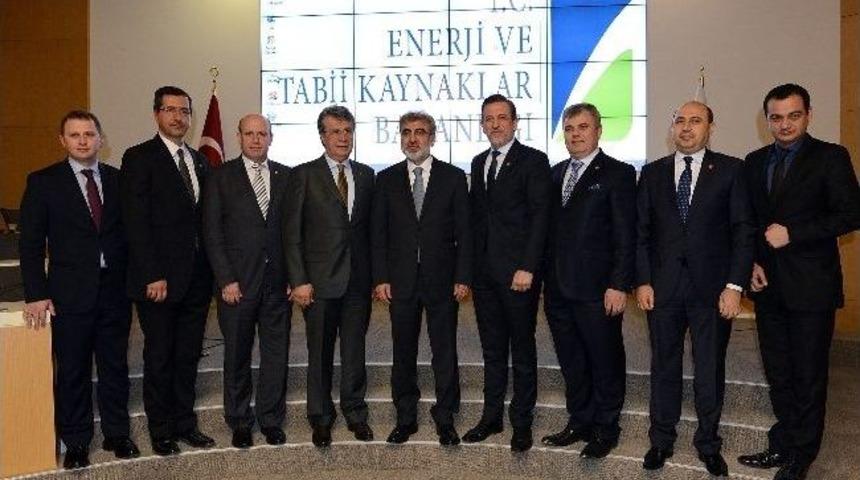 Bakan Taner Yıldız, Btso&rsquo;nun Makro Projelerine Hayran Kaldı