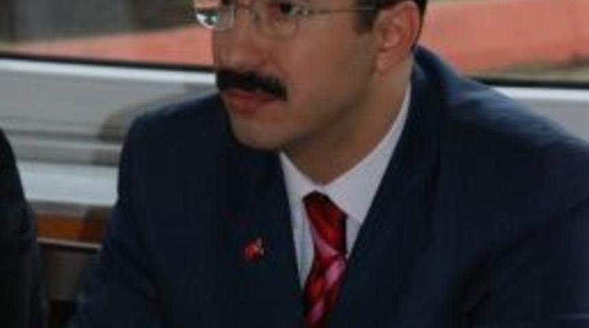 Ak Parti'li &Uuml;nal'dan Cumhurbaşkanlığı Değerlendirmesi