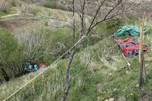 Elazığ'da Sepetli Motosiklet Faciası: 1 Ölü, 3 Yaralı