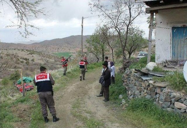 Elazığ'da Sepetli Motosiklet Faciası: 1 Ölü, 3 Yaralı