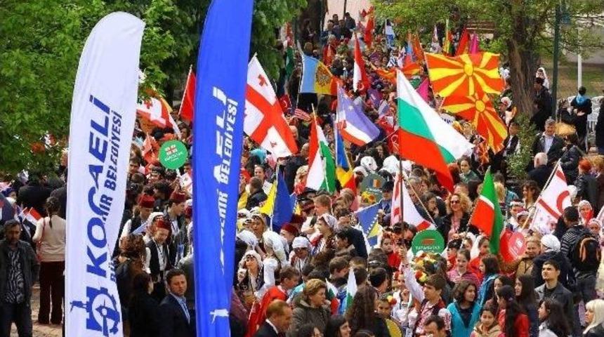 23 Nisan Şenliği Kortejle Başlıyor