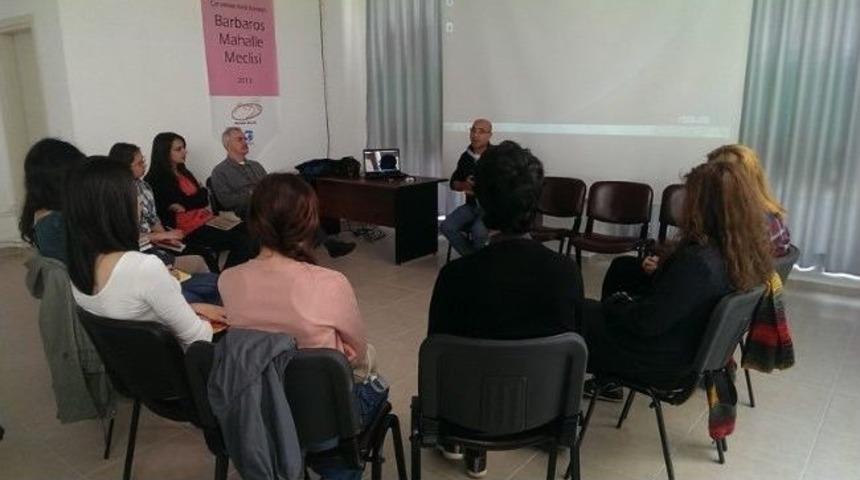 &Ouml;ğretmen Adaylarına Etkili İletişim Semineri Verildi