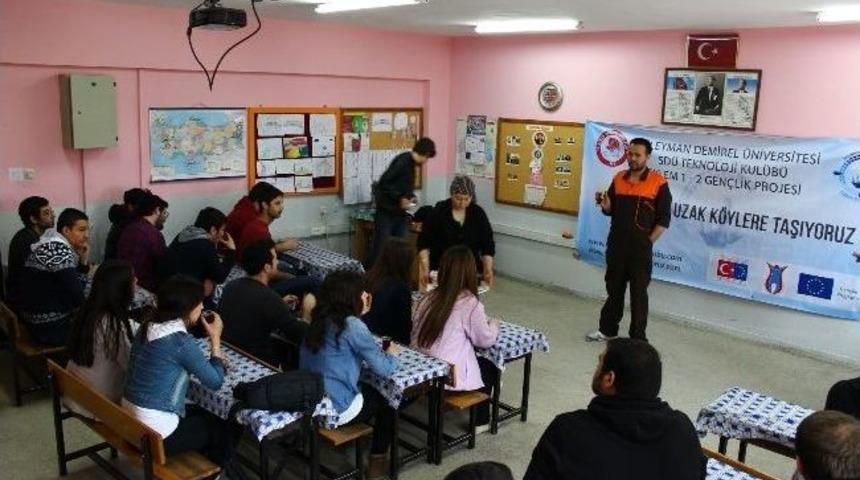 Teknolojiyi Uzak Köylere Taşıdılar