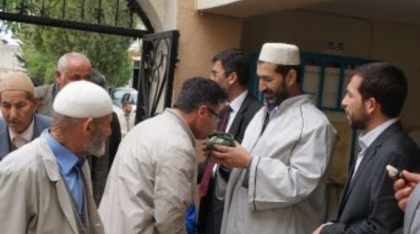 Sakal-ı Şerif Duygulandırdı