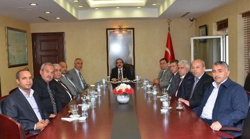 &Ouml;zel Halk Otob&uuml;sleri Esnaf Odası&rsquo;ndan Vali Coş&rsquo;a Ziyaret