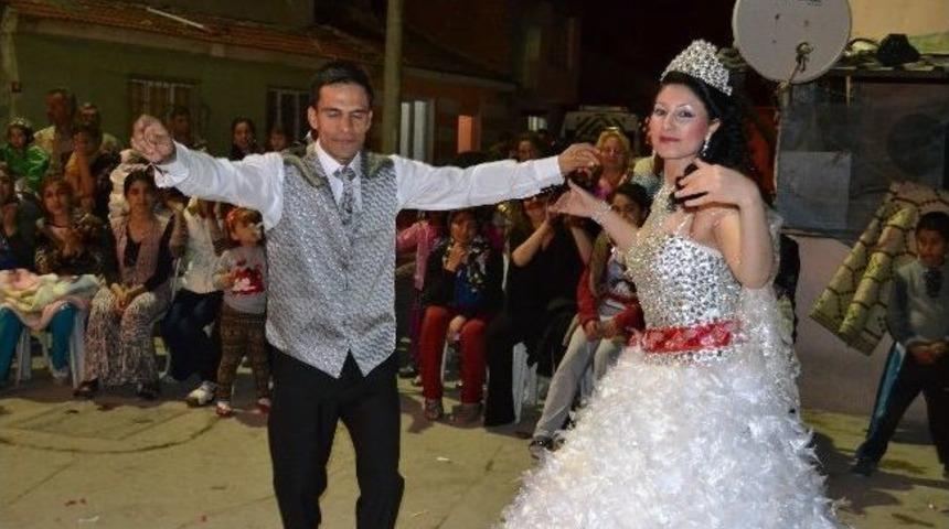 &Uuml;&ccedil; G&uuml;n &Uuml;&ccedil; Gece D&uuml;ğ&uuml;n