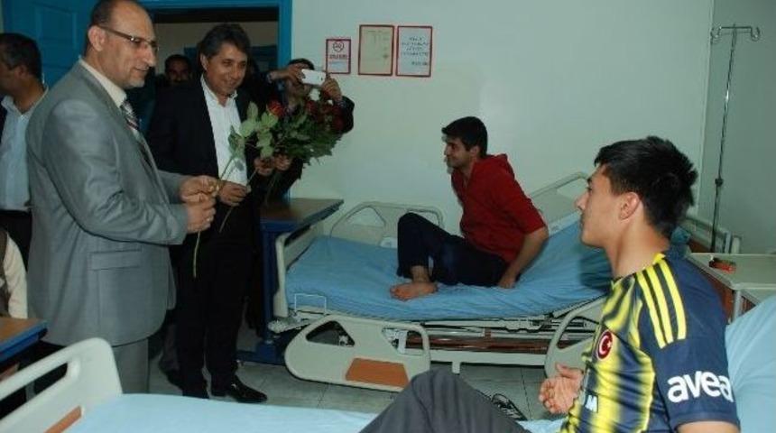 Belediye Başkanı Yavuz Ve M&uuml;ft&uuml; Solmaz&rsquo;dan Hastalara Ziyaret