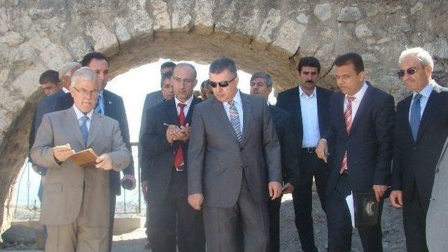 Vali Lekesiz Kırıkhan&rsquo;da İncelemelerde Bulundu 1