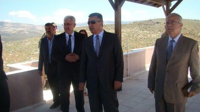 Vali Lekesiz Kırıkhan&rsquo;da İncelemelerde Bulundu 2