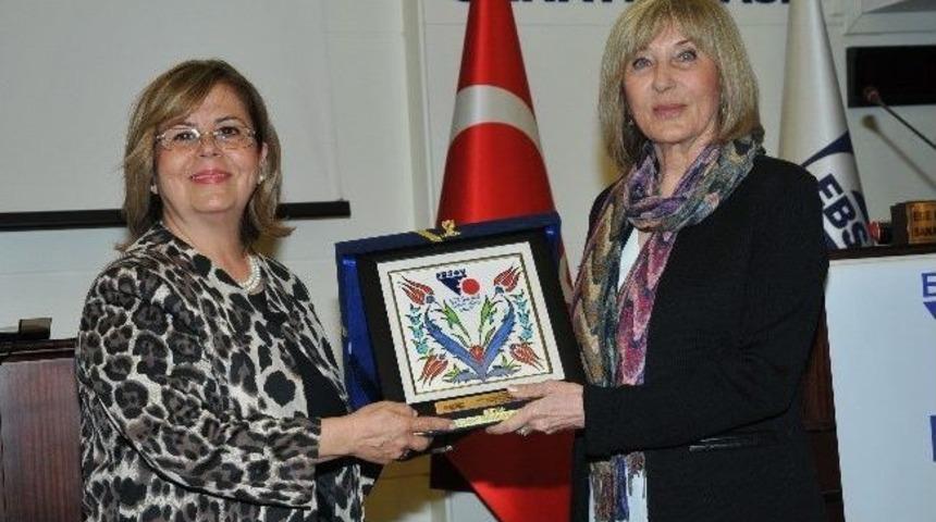 Kulin: "sorgulamayan Bir Toplum Olduk"