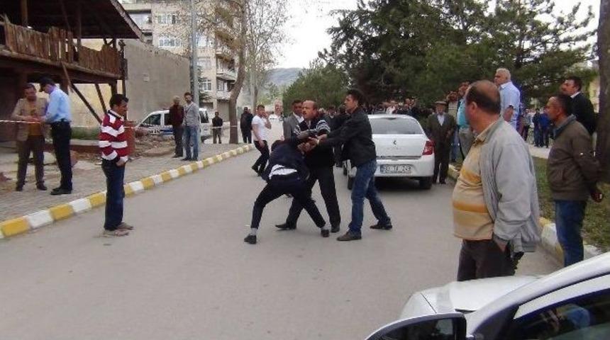 Gen&ccedil; Kızı Vurduktan Sonra İntihar Etti