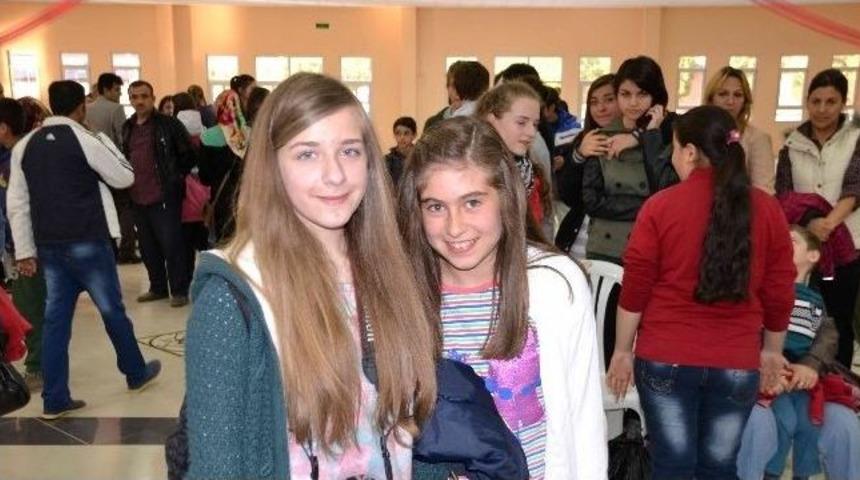 Simav, Yabancı &Ouml;ğrencileri Bağrına Bastı