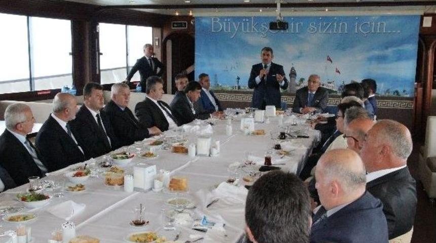 Ak Parti'de İlk Grup Toplantısı Yapıldı