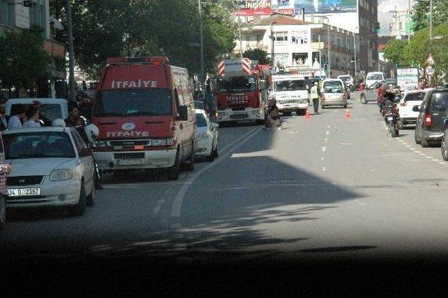 Polislerin Elinden Kurtulan Şahıs İntihar Teşebbüsünde Bulundu