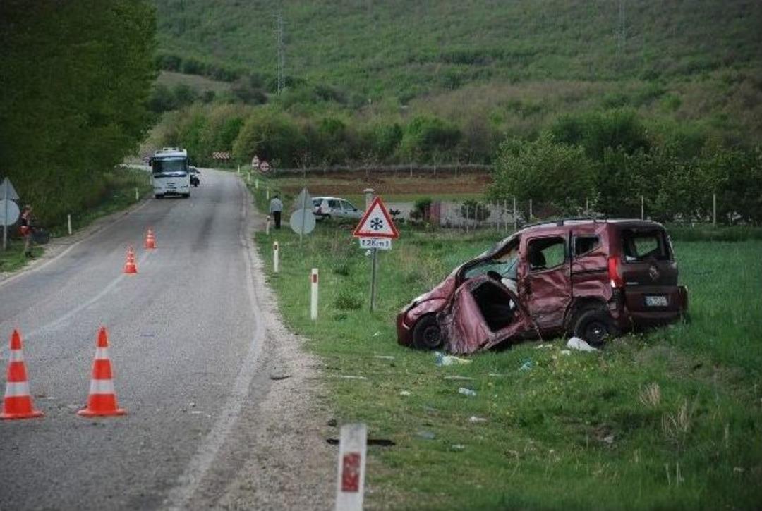 Tokat'ta Trafik Kazası: 1 &Ouml;l&uuml;, 3 Yaralı