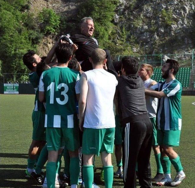 Kozlu Belediyespor, Play-out’a Kaldı