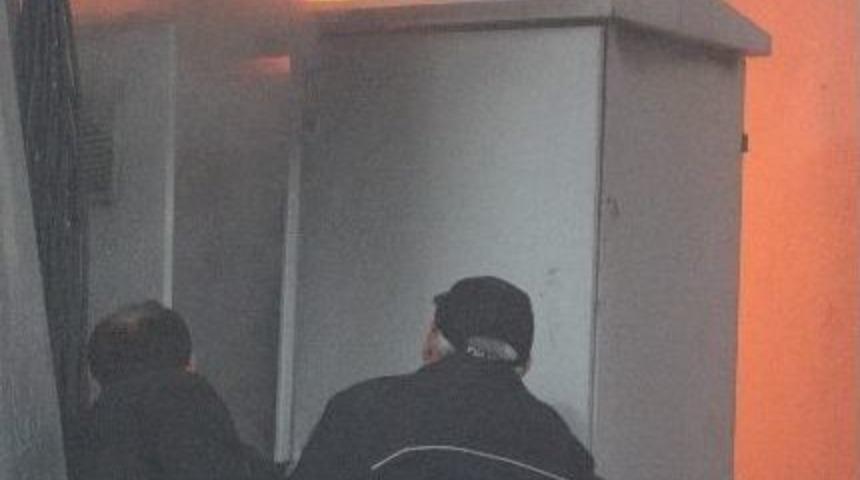 Karabükspor-eskişehirspor Maçında Yangın Çıktı