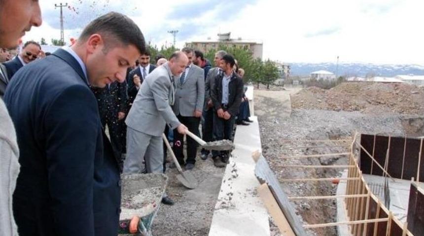 Ardahan'da Sağlık Kompleksinin Temeli Atıldı