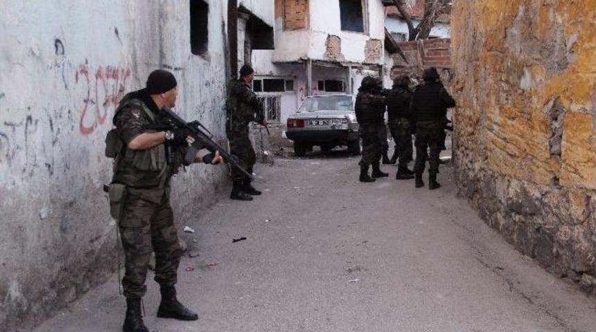 Başkentte Şafak Operasyonu