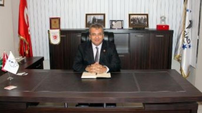 Aydın T&uuml;msiad, &Ccedil;ocukların Bayramını Kutladı