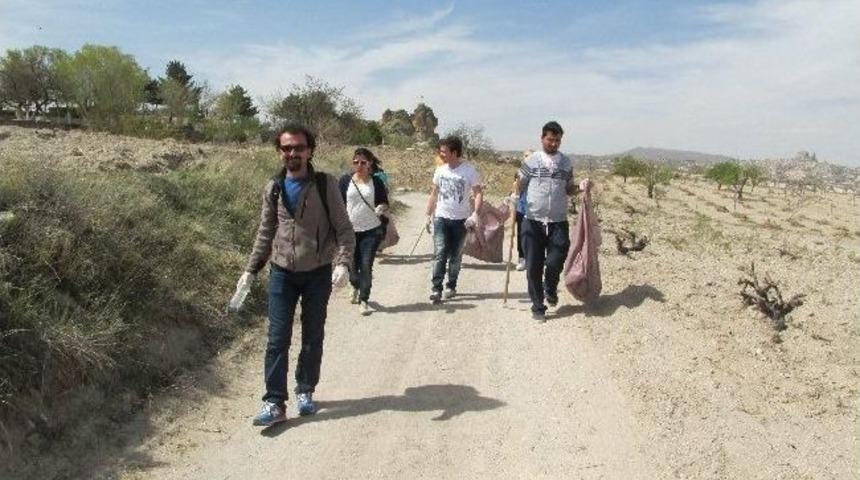 Turizm Fak&uuml;ltesi &Ouml;ğrencileri Vadi Temziliği Yaptı