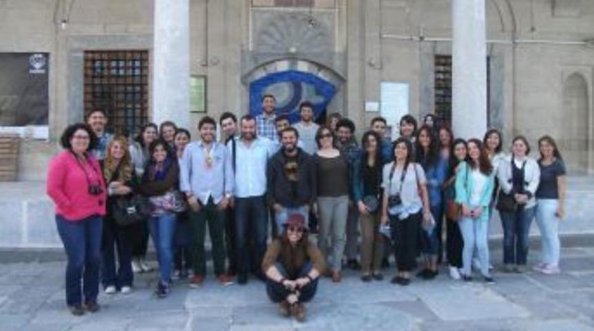 Mersin &Uuml;niveristesi &Ouml;ğrencileri Karapınar'ın Tarhi Yapılarını Inceledi